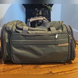 Briggs & Riley 21” Duffle Travel Bag Ballistic Nylon Olive Green Carry-On EUC